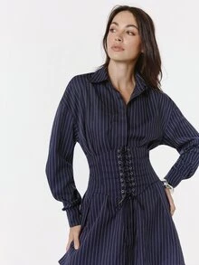 OverBlushhh Robe chemise courte à rayures fines bleu marine pour femmes avec corset à lacets intégré, manches longues pour le bureau, élégante, soirée en amoureux, été au quotidien - Bleu marine - Voir 7