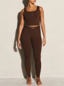 11SKNDS High Rise Ribbed Knit Full Length Leggings With Elasticated Waistband For Casual Everyday Wear With Sweat-Wicking, Stretchy, Buttery-Soft, Tummy Control, Sculpting Fit & Butt-Lifting, For Gym Workout Fitness Yoga Pilates Studio, Running, Training & Hy-Rox Body - Brown - View 2