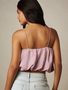 MISSGUIDED Top corto tipo camisola con dobladillo de burbuja, tirantes finos y escote cuadrado fruncido, estilo festival de verano - Rosa - Ver 2