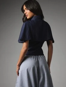 MISSGUIDED 披肩領短版襯衫，附銀色按扣與飄逸短袖，適合春夏穿著 - 藍色 - 查看 3