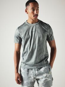 SUMWON Crew Neck Short Sleeve Athletic T-Shirt With Abstract AOP Snake Print And Contrast Stitching Detail - Green - View 1