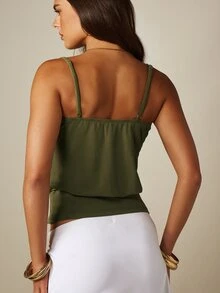 MISSGUIDED Flowy Scoop Neck Cami Crop Top With Adjustable Spaghetti Straps And Elasticated Hem Perfect For Summer Vacation - Army Green - View 2