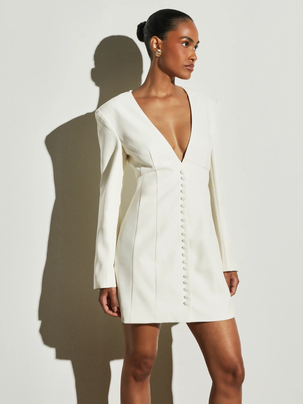KSTM Deep Plunge V-Neck Blazer Mini Dress With Long Fitted Sleeves And Front Button Detail Structured Shoulders Elegant Party Evening Style,XS