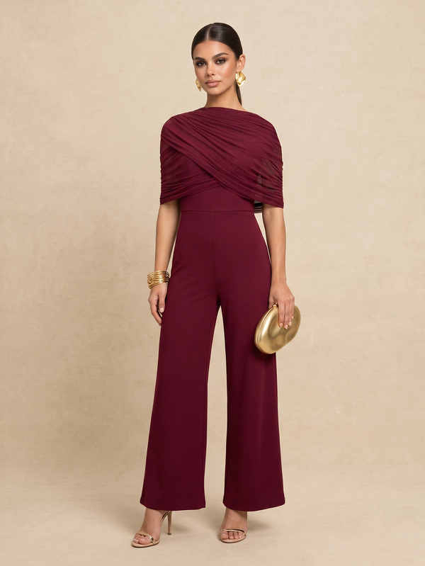 QUIZ Jumpsuit ống rộng màu đỏ rượu vang cổ cao phối lớp voan choàng, chi tiết xếp nếp, jumpsuit thanh lịch cho nữ, trang phục sự kiện trang trọng, trang phục tiệc, trang phục khách mời đám cưới, phong cách cuối tuần, trang phục mùa hè thời thượng cho nữ