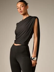 AiiRZ Top corto fruncido con detalle de capa drapeada, manga corta y panel fluido, estilo para fiesta, noche y festival de verano - Negro - Ver 4