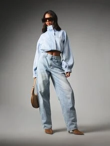 MISSGUIDED بنطلون جينز دنيم بغسيل فاتح وساق واسعة وطول كامل مع خصر متوسط الارتفاع وتصميم خمسة جيوب كلاسيكي للربيع والصيف - أزرق فاتح - مشاهدة 3
