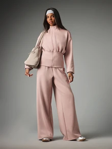 MISSGUIDED 全拉鍊短版運動衫，假領設計，寬鬆長袖，彈性下擺細節，春季休閒外套 - 藕粉色 - 查看 2