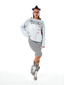 SUMWON WOMEN Oversized Long Sleeve Crew Neck Graphic Top With Collegiate Number And Star Print High Low Hem - Grey - View 6