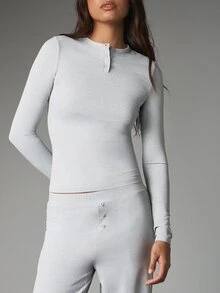 MISSGUIDED 長袖缺口領短版上衣與高腰寬腿褲套裝，柔軟針織居家休閒兩件套 - 灰色 - 查看 4