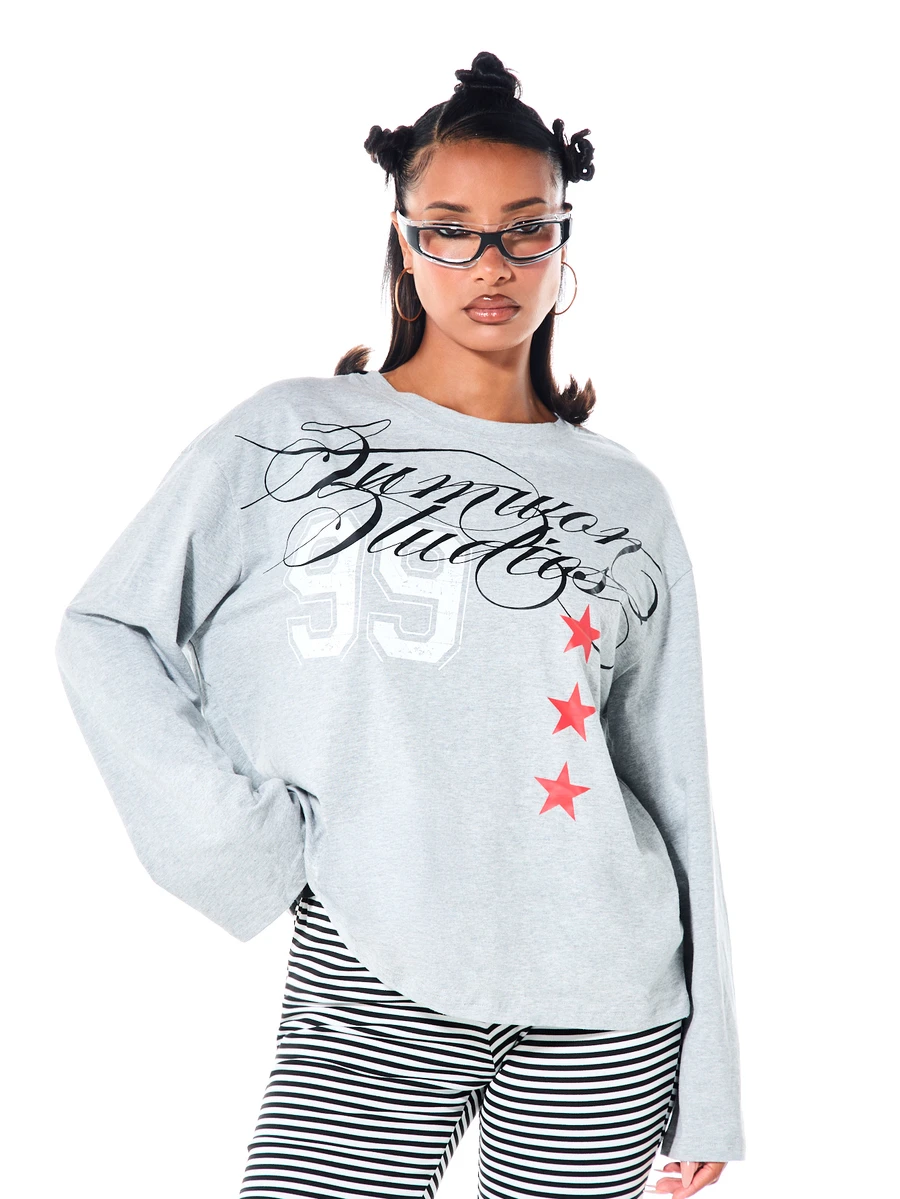 SUMWON WOMEN Oversized Long Sleeve Crew Neck Graphic Top With Collegiate Number And Star Print High Low Hem - Grey - View 1