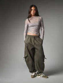 MISSGUIDED Transparentes Mesh-Crop-Top mit Camouflage-Muster, langen Ärmeln, Raffung, asymmetrischem Saum und Rundhalsausschnitt für Herbst/Winter - Verschiedenfarbig - Übersicht 5