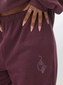 BABYPHAT 寬腿抓絨慢跑長褲，彈性腰頭，水鑽字母 Logo，寬鬆休閒居家長褲 - 酒紅色 - 查看 4