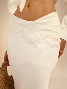 Dancing Leopard White Low-Rise Crossover Lace-Trim Midi Skirt, Holiday/Vacation Beachwear - White - View 3