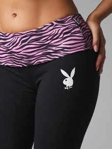 Missguided x Playboy Celana Legging Model Flare dengan Logo Kelinci dan Motif Zebra, Pinggang Lipat, Pinggang Rendah, Panjang Penuh, Celana Yoga - MultiWarna - View 6