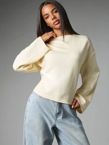 MISSGUIDED Oversized Cream Crop Sweatshirt With Corset Lace-Up Back Detail Long Sleeve Boxy Fit Top Spring Casual Chic Style - Yellow - View 5