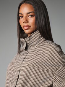 MISSGUIDED Oversized Checked Stand Collar Zip-Up Jacket With Balloon Sleeves And Button Cuff Detail For Fall Winter Layering - Brown - View 2
