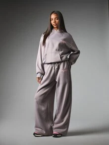 Missguided x Playboy Sports Club Oversized Pullover Sweatshirt mit Grafikdruck auf der Rückseite Est 1953 Mitteltasche Lässig Loungewear Fitness Malve - Grau - Übersicht 3