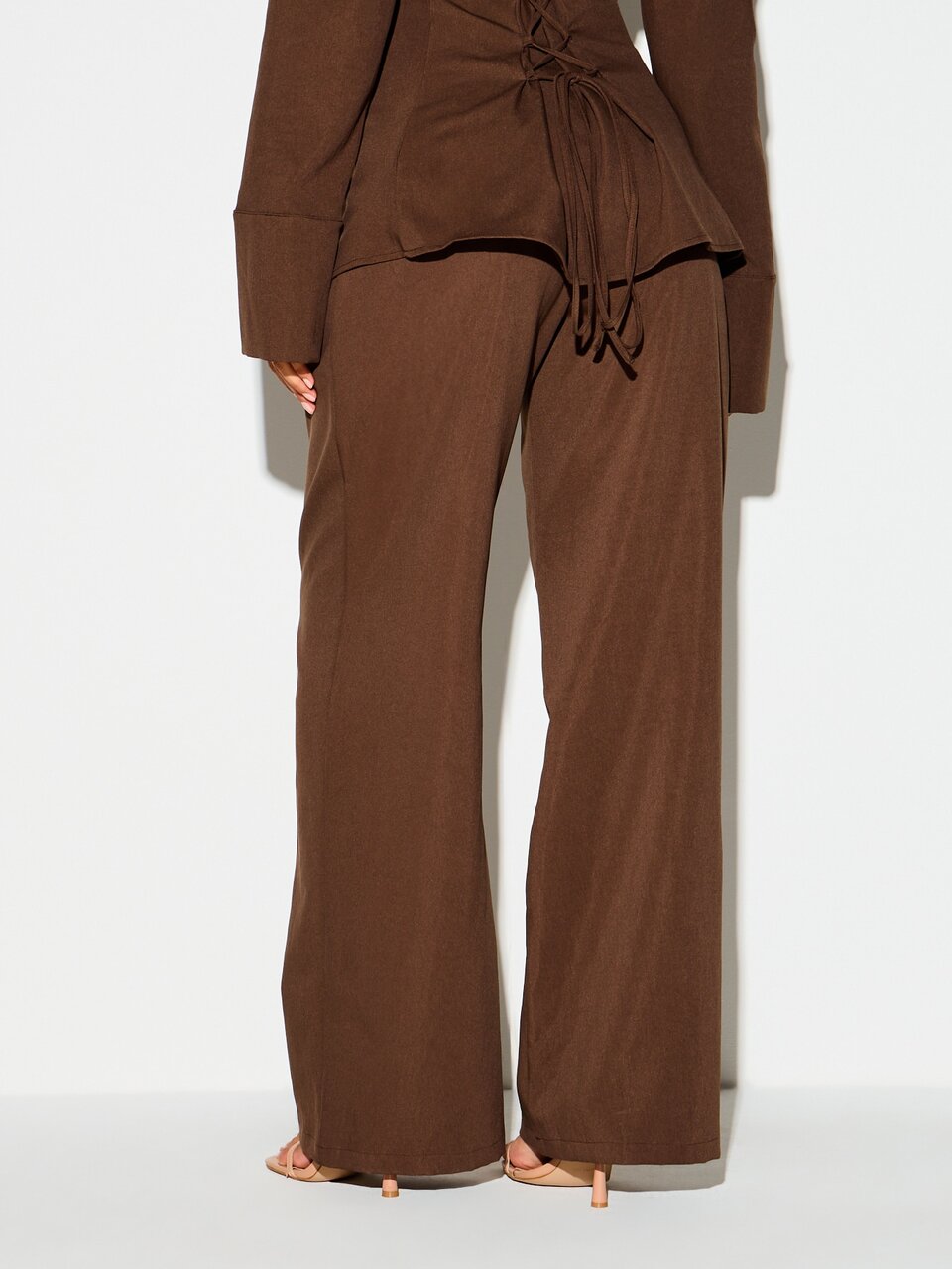 KIZN Wide Leg Pleated Dress Pants With Side Pockets