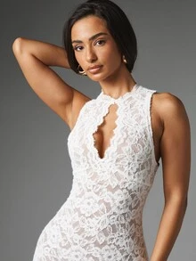 MISSGUIDED Floral Lace Bodycon Mini Dress With High Neck Keyhole Cut-Out Sleeveless Scallop Hem Party Summer Wedding Guest - Beige - View 2