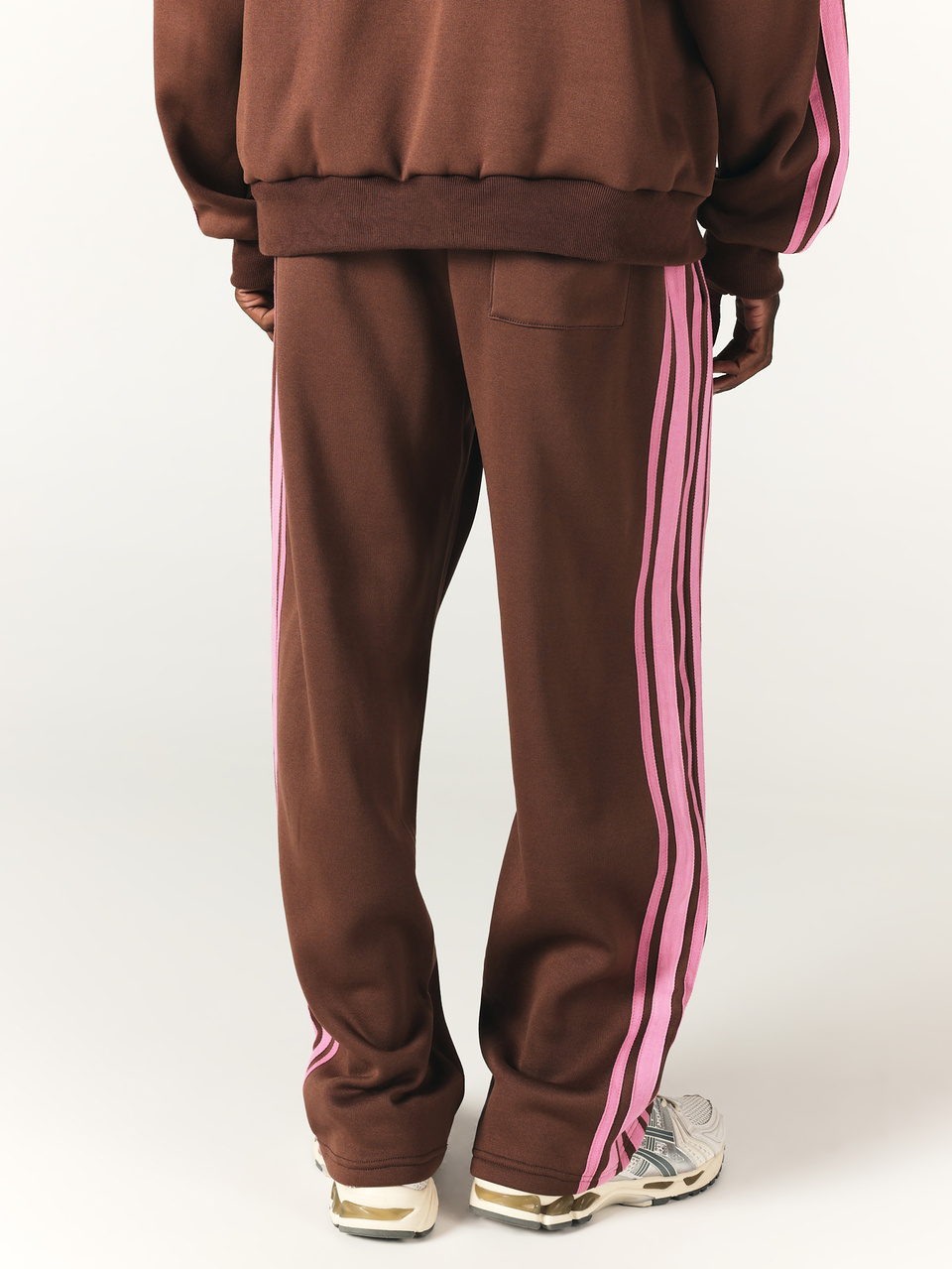 Wide Leg Track Pants With Pink Side Stripe Detail And Script Logo Drawstring Waist Fleece Sweatpants Loungewear