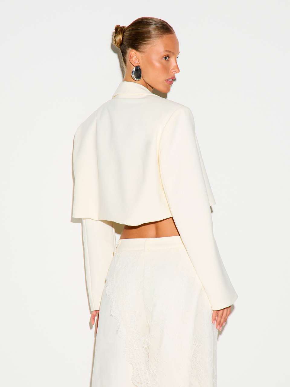 KIZN Cropped Open-Front Blazer With Lapel Collar