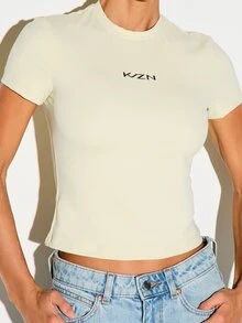 KIZN Kaos Crop Top Lengan Pendek Kerah Bulat Bordir Logo, Potongan Slim Fit, Cocok untuk Musim Panas, Kaos Kasual Slim Fit. - Kuning muda - View 2