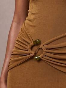 QUIZ Bronze One Shoulder Ruched Waist Hardware Detail Bodycon Maxi Dress, Elegant Long Dress, Wedding Guest Dress Women, Party Dress, Weekend Out Dress, Special Occasion Formal Event Dress, Summer Dresses For Women, Vacation Outfits Women - Rust Brown - View 4