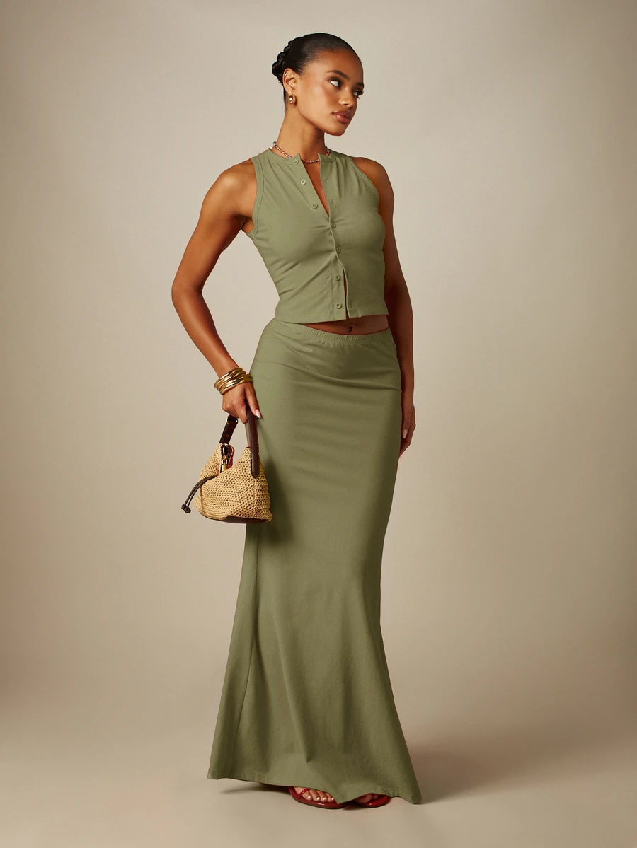 MISSGUIDED Sleeveless Button-Front Crop Top And Maxi Skirt Co-Ord Set With Elasticated Waist And Flared Hem Summer Holiday - Army Green - View 1