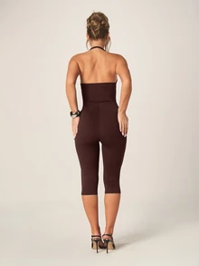 MISSGUIDED 掛脖式七分褲連身褲，綁繩結腰部設計，露背貼身剪裁 - 棕色 - 查看 2