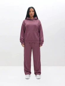 BABYPHAT Celana Jogging Kaki Lebar dengan Detail Logo Tulisan Rhinestone, Pinggang Elastis, Potongan Longgar, Celana Santai Kasual, Wajib Dicoba di Musim Gugur dan Musim Dingin - Burgundy - View 6