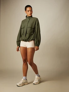MISSGUIDED Oversized Cargo Pocket Zip-Up Jacket With Mock Neck Collar And Elasticated Cuffs - Cropped Windbreaker Shell Jacket For Spring Fall - Army Green - View 3