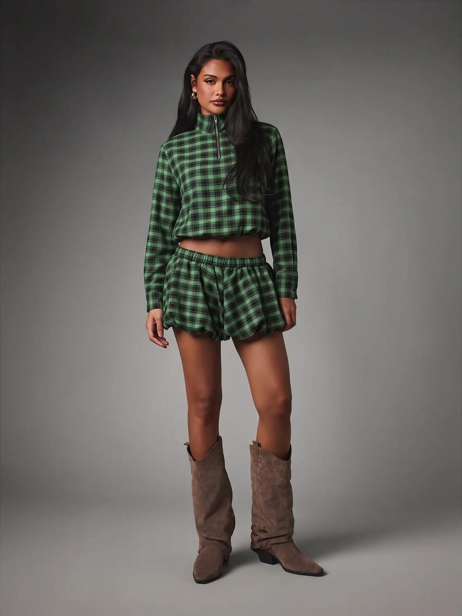 MISSGUIDED Plaid Cropped Quarter Zip Top - Fall Festival Flannel - Green - View 1