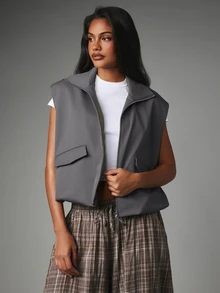 MISSGUIDED Cropped Zip-Up Vest With Stand Collar And Flap Pockets Fall Layering Sleeveless Jacket Utility Style - Dark Grey - View 2