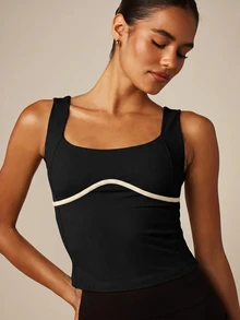 MISSGUIDED Square Neck Sleeveless Tank Top With Curved Contrast Piping Detail And Built-In Support For Summer Everyday Wear - Black - View 2