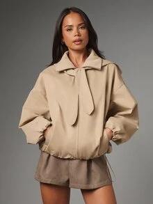 MISSGUIDED 寬鬆連帽套頭外套，蝴蝶結裝飾、泡泡袖、彈性下擺與側口袋，秋冬外套與短褲套裝 - 卡其色 - 查看 5