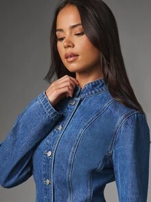 MISSGUIDED Cropped Denim Jacket With Stand Collar Button Closure Fitted Silhouette Curved Hem And Contrast Topstitching Detail Spring Summer Outerwear - Blue - View 5