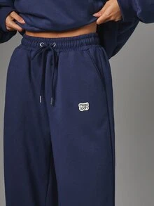 MISSGUIDED Wide Leg Casual Sweatpants With Drawstring Elastic Waist Side Pockets And Logo Patch Detail Fall Winter Comfort Style - Royal Blue - View 4