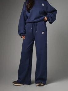 MISSGUIDED Wide Leg Casual Sweatpants With Drawstring Elastic Waist Side Pockets And Logo Patch Detail Fall Winter Comfort Style - Royal Blue - View 1