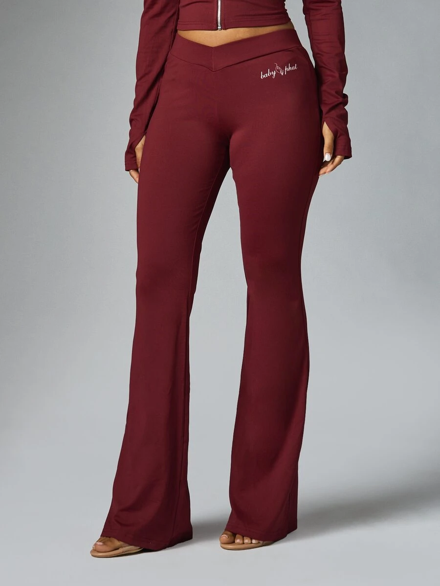 BABYPHAT Celana Panjang Low Rise Flare dengan Potongan V di Pinggang dan Detail Logo, Cocok untuk Musim Gugur dan Musim Dingin, Santai, Kasual, Panjang Penuh - Burgundy - View 1