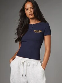MISSGUIDED Ath Henley Crop T-Shirt With Button Placket And Script Logo Chest Print Short Sleeve Fitted Crew Neck Top - Navy Blue - View 3