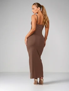 MISSGUIDED Bodycon Maxi Dress With Built-In Underwire Bra Cup Spaghetti Strap Sleeveless Form-Fitting Stretch Slip Dress Holiday Party Night Out - Chocolate Brown - View 2