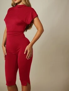 MISSGUIDED 短袖高領七分褲連身褲，縮褶腰部設計，緊身修身中長版一件式 - 酒紅色 - 查看 3