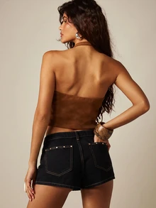 MISSGUIDED 鉚釘牛仔迷你短褲，對比縫線、低腰、鈕扣門襟、前口袋，西部風夏季熱褲 - 黑色 - 查看 3