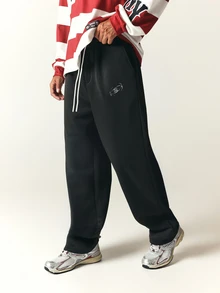 SUMWON Wide Leg Black Sweatpants With Embroidered Logo Drawstring Waist Relaxed Fit Casual Fleece Joggers Fall Winter Streetwear - Black - View 4