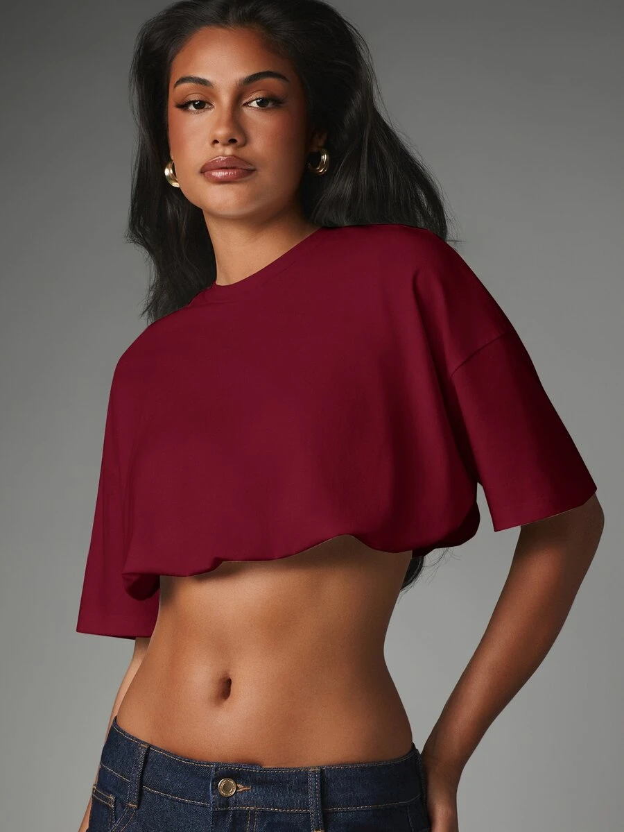 MISSGUIDED Oversized Crop Top With Round Neck And Short Sleeves - Midriff Baring Boxy Fit Casual Cropped Tee For Spring Summer - Burgundy - View 1