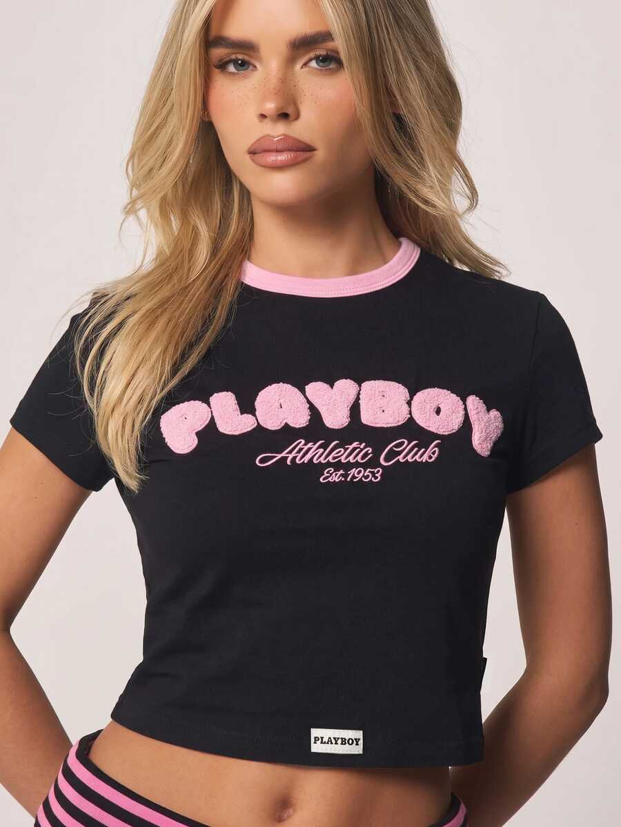 Missguided x Playboy Athletic Club Est 1953 絨毛標誌短版修身 T-shirt,粉色對比滾邊領口,短袖 - 黑色 - 查看 1