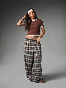 MISSGUIDED Kaos Crop Crew Neck Ringer dengan Trim Kontras Biru Muda Lengan Pendek Pas Badan Gaya Kasual Musim Panas - Grey - View 2