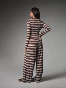 MISSGUIDED Setelan Bergaris Retro dengan Atasan Pas Badan Berkancing Depan dan Celana Panjang Lebar dengan Tali Serut, Busana Musim Gugur Dua Potong Bergaya Vintage Era 70-an - MultiWarna - View 3