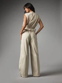 MISSGUIDED Sleeveless Zip-Up Cargo Vest And Wide Leg Belted Trousers Co-Ord Set With Patch Pockets And Elasticated Waist - Khaki - View 4