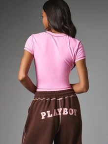 Missguided x Playboy Logo Crew Neck Crop T-Shirt With Contrast Stitching Short Sleeve Fitted Slim Fit Tee Summer Festival Top - Pink - View 2